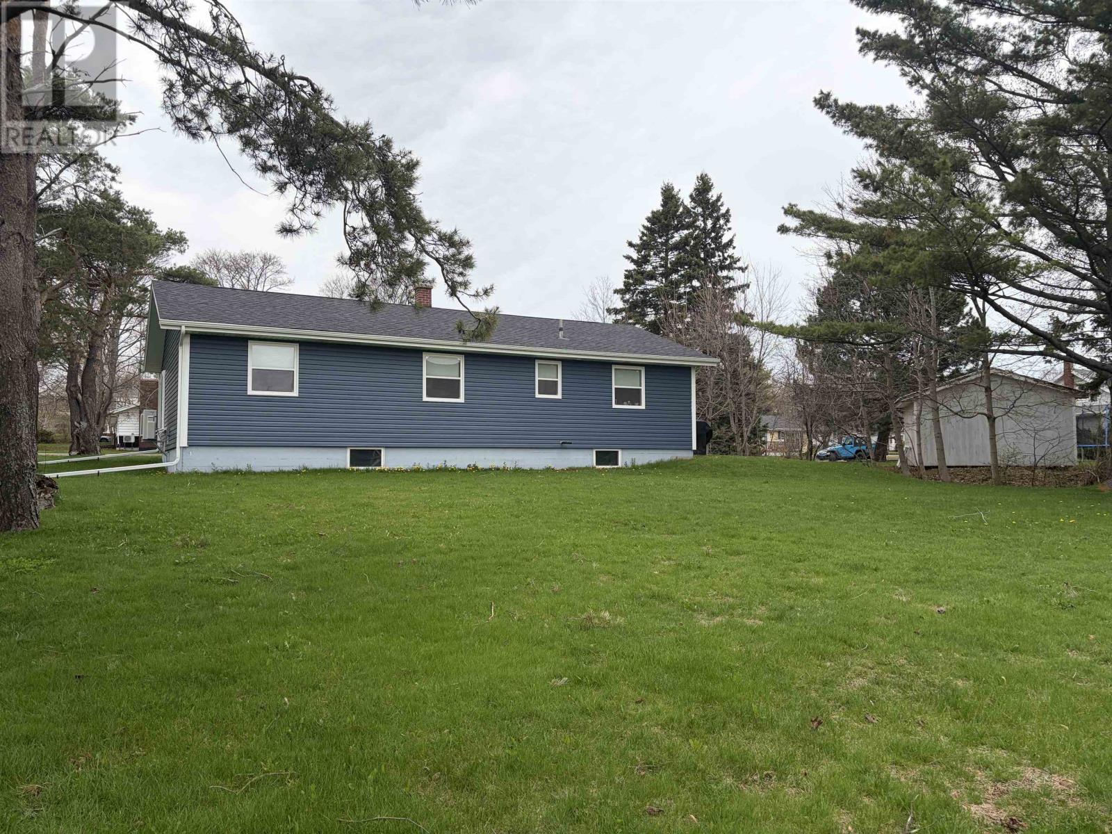 40 Lincolnwood Drive, Sherwood, Prince Edward Island  C1A 6H5 - Photo 19 - 202611449