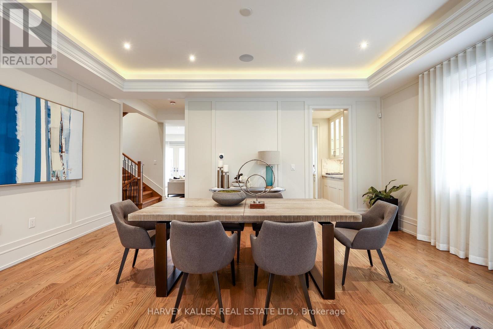261 Brooke Avenue, Toronto, Ontario  M5M 2L1 - Photo 10 - C13148106
