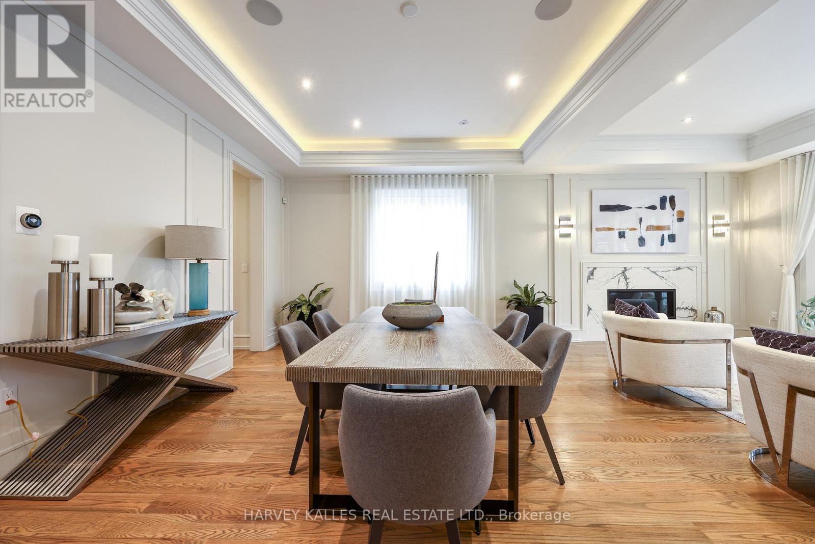 261 Brooke Avenue, Toronto, Ontario  M5M 2L1 - Photo 11 - C13148106