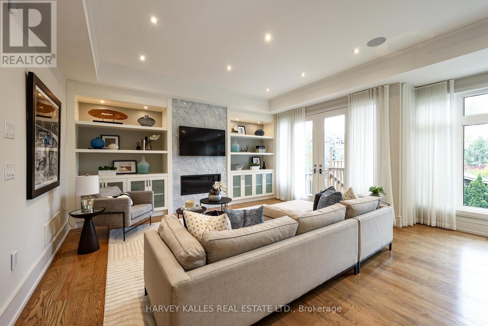 261 Brooke Avenue, Toronto, Ontario  M5M 2L1 - Photo 20 - C13148106