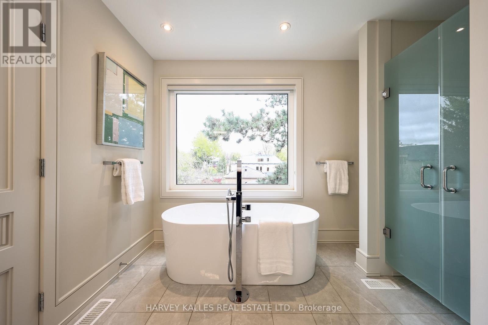 261 Brooke Avenue, Toronto, Ontario  M5M 2L1 - Photo 28 - C13148106