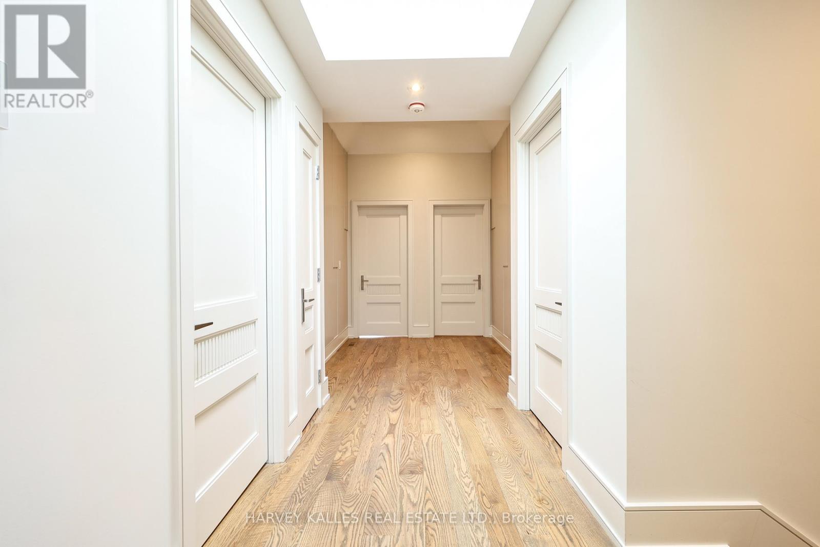 261 Brooke Avenue, Toronto, Ontario  M5M 2L1 - Photo 30 - C13148106