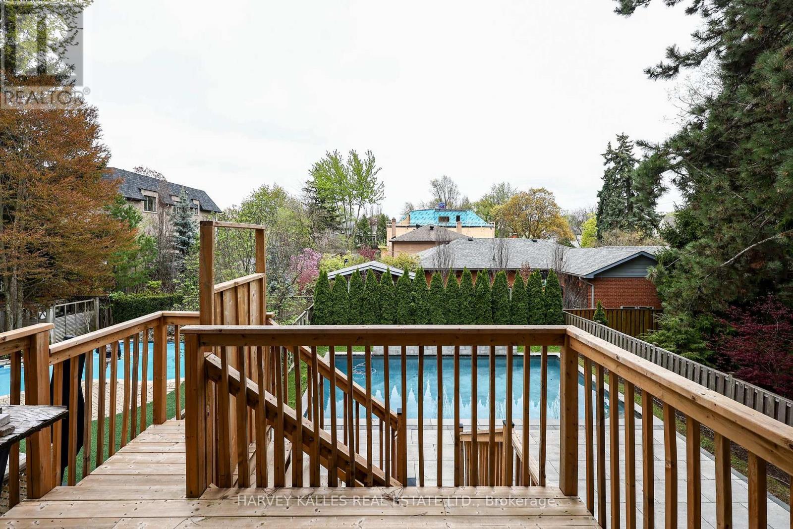 261 Brooke Avenue, Toronto, Ontario  M5M 2L1 - Photo 45 - C13148106
