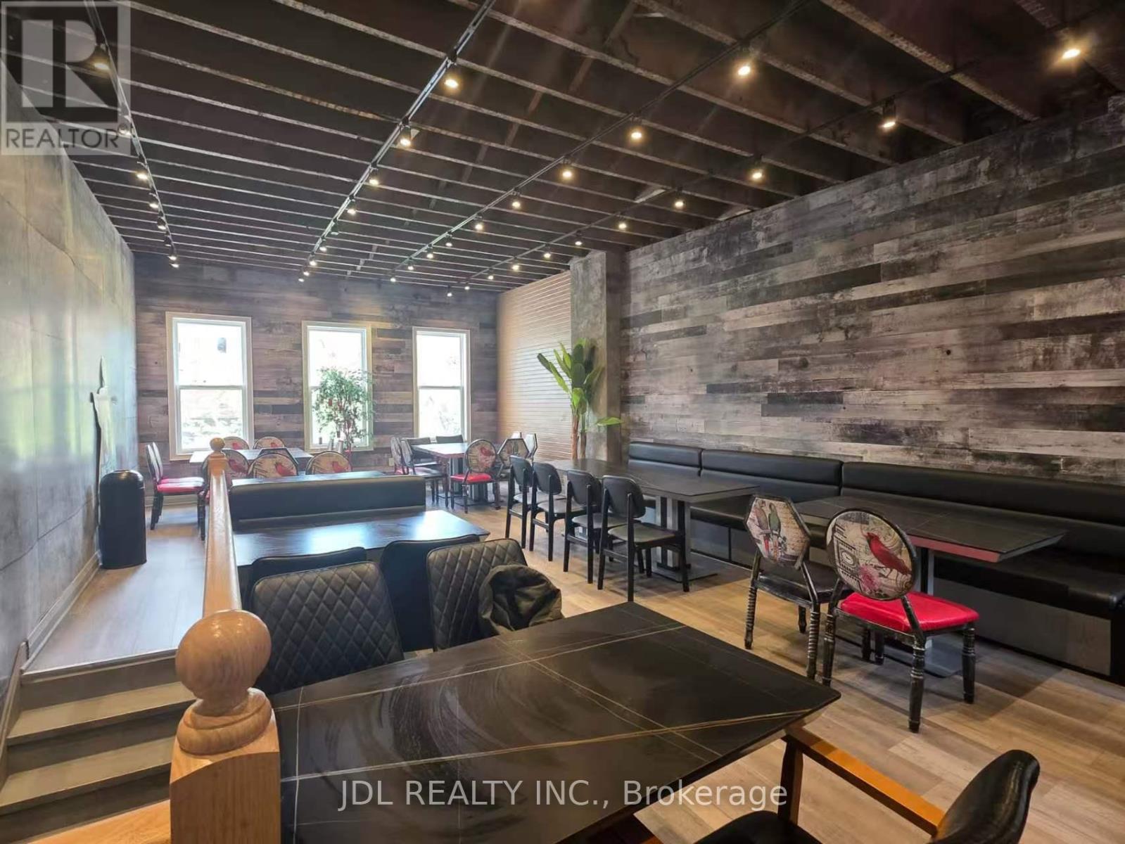 394 Spadina Avenue, Toronto, Ontario  M5T 2G5 - Photo 1 - C13148240