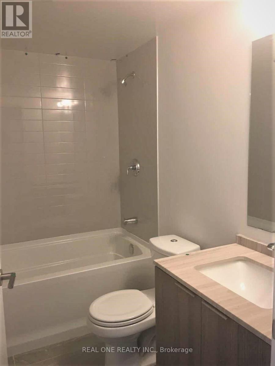 1913 - 11 Wellesley Street W, Toronto, Ontario  M4Y 0G4 - Photo 8 - C13148284