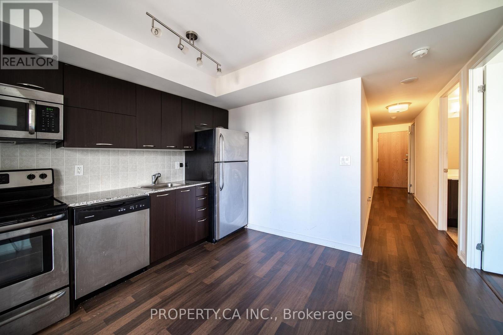 1320 - 38 Joe Shuster Way, Toronto, Ontario  M6K 0A5 - Photo 4 - C13148322