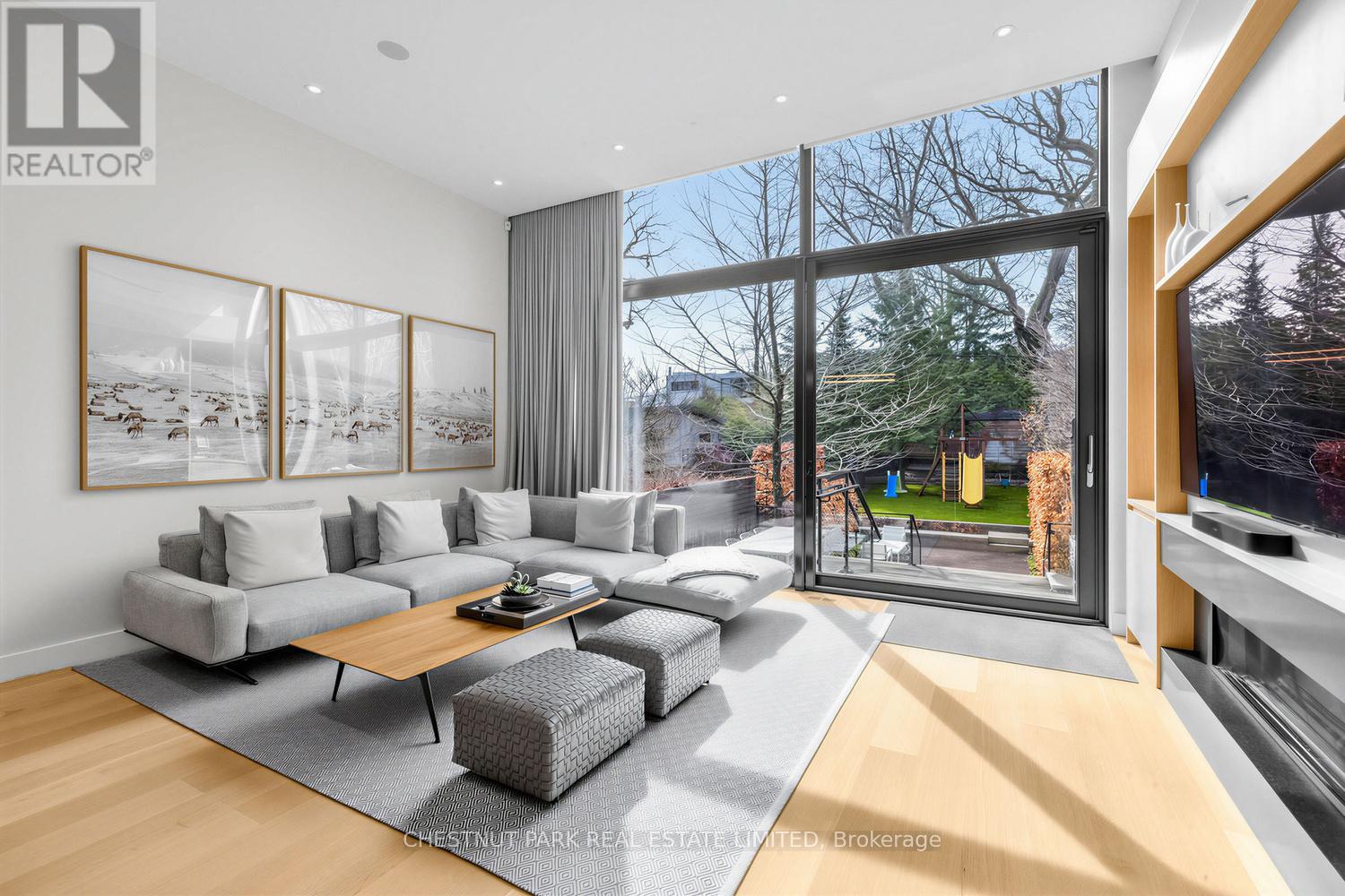 55 Farnham Avenue, Toronto, Ontario  M4V 1H6 - Photo 13 - C13148342