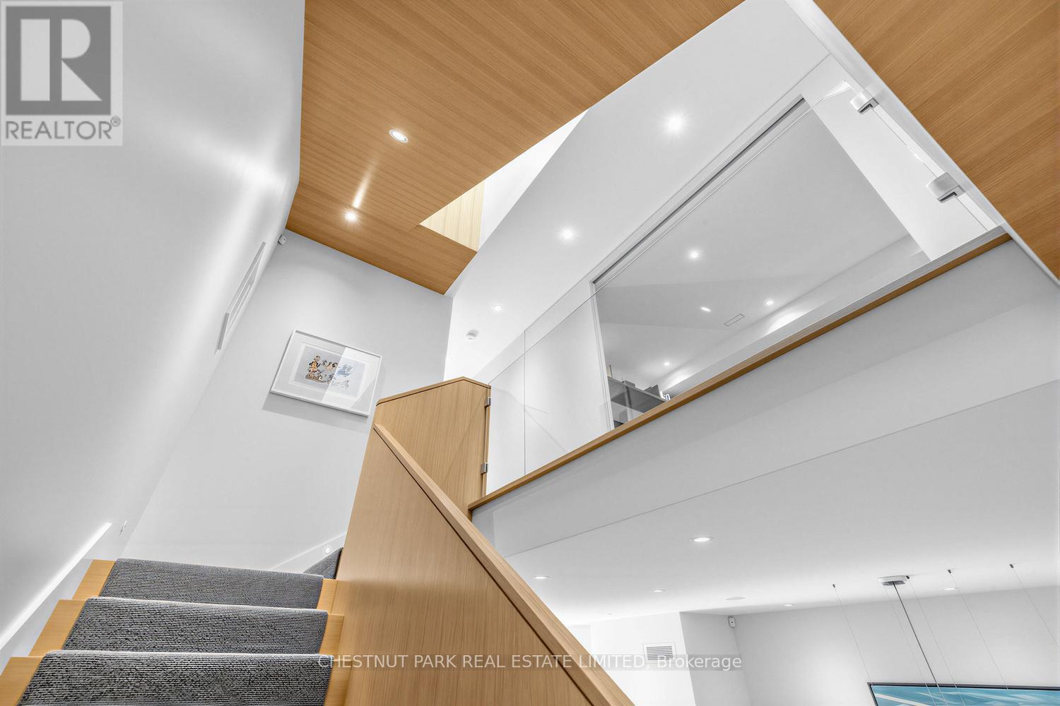 55 Farnham Avenue, Toronto, Ontario  M4V 1H6 - Photo 22 - C13148342