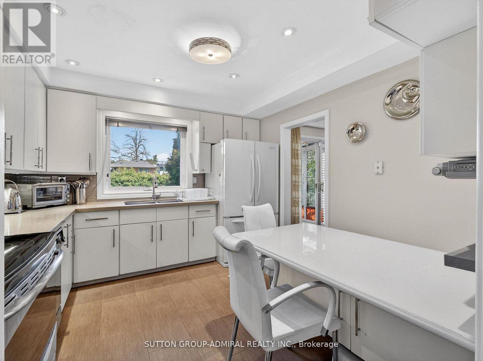 30 Foxwarren Drive, Toronto, Ontario  M2K 1L3 - Photo 13 - C13148398