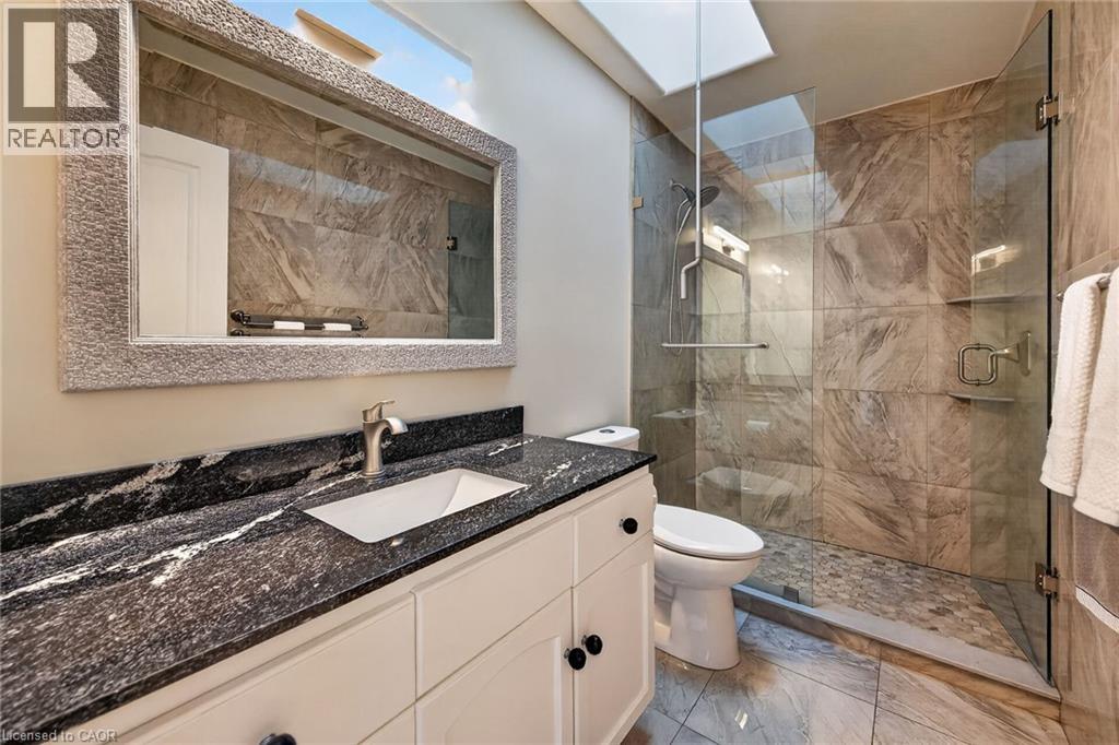 35 Cove Crescent, Stoney Creek, Ontario  L8E 5A3 - Photo 33 - 40831554