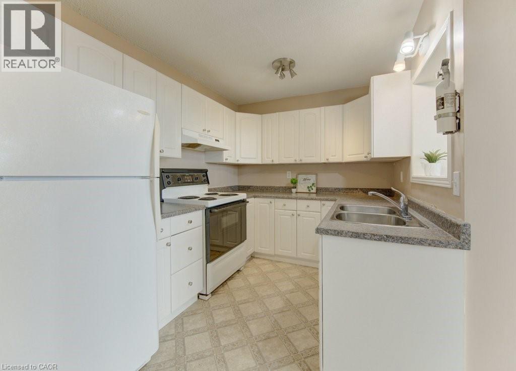 225 Harvard Place Unit# 1711, Waterloo, Ontario  N2N 1C3 - Photo 14 - 40831479