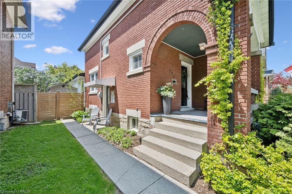 793 Belmont Avenue W, Kitchener, Ontario  N2M 1P5 - Photo 4 - 40831209