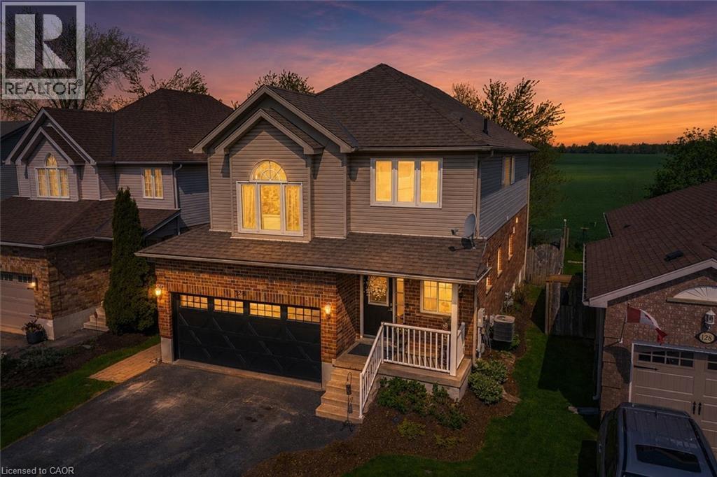 124 Gibbons Drive, Fergus, Ontario  N1M 3W2 - Photo 2 - 40829296