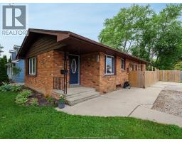 305 EDGEWATER BOULEVARD, Tecumseh, Ontario