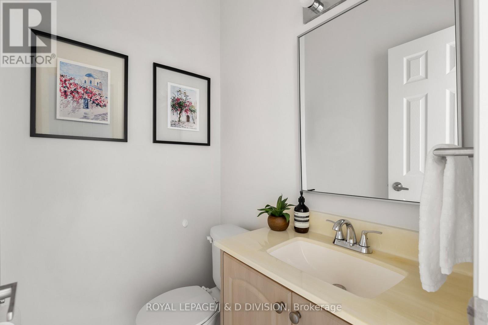 446 Sammon Avenue, Toronto, Ontario M4J 2B2 - Photo 21 - E13148214