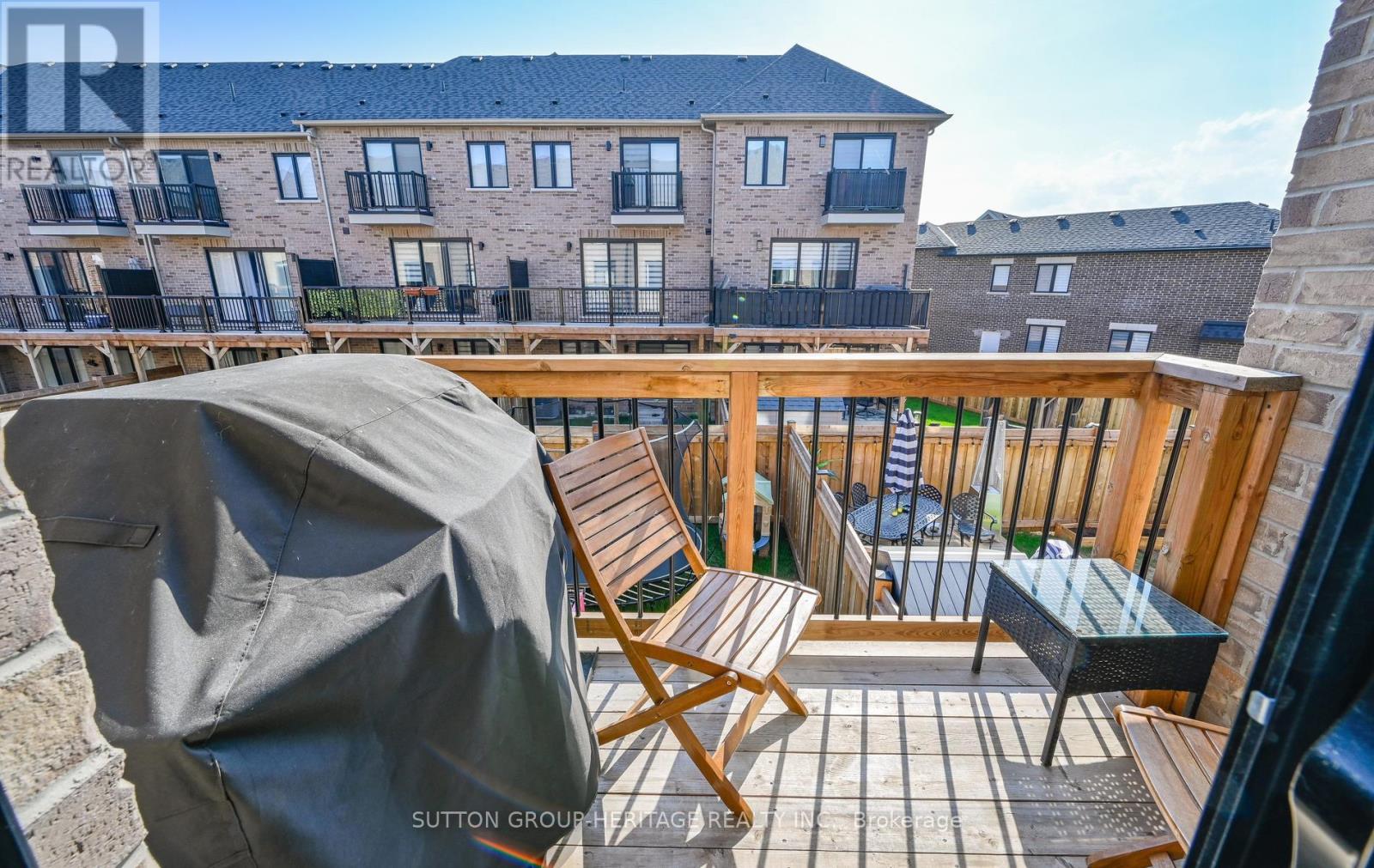 105 Dorian Drive, Whitby, Ontario  L1P 0C8 - Photo 14 - E13148228