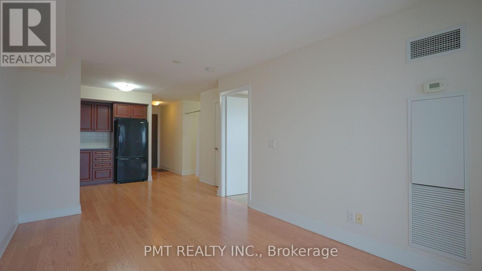 3925 - 135 Village Green Square, Toronto, Ontario  M1S 0G4 - Photo 11 - E13148286