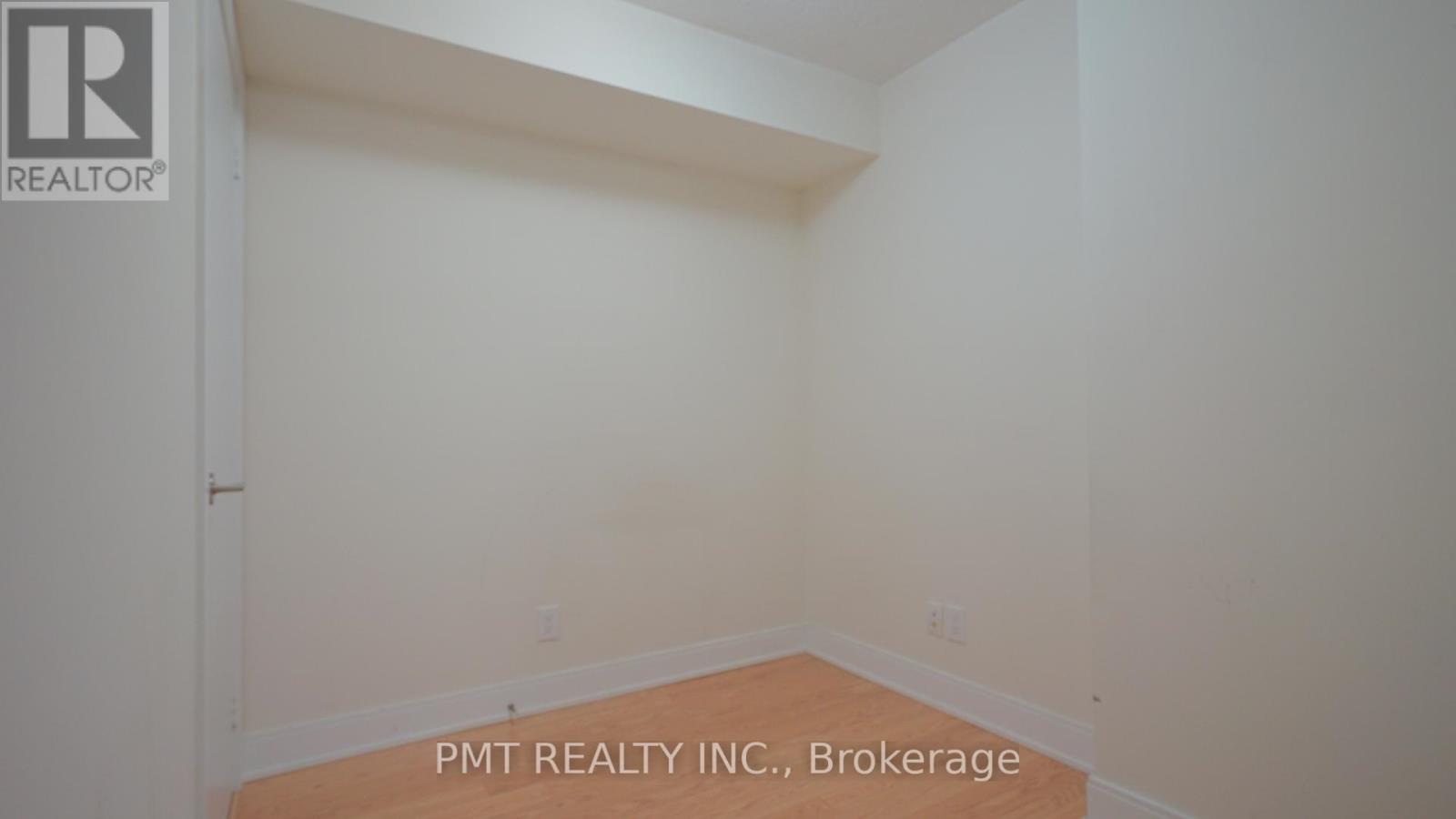 3925 - 135 Village Green Square, Toronto, Ontario  M1S 0G4 - Photo 15 - E13148286