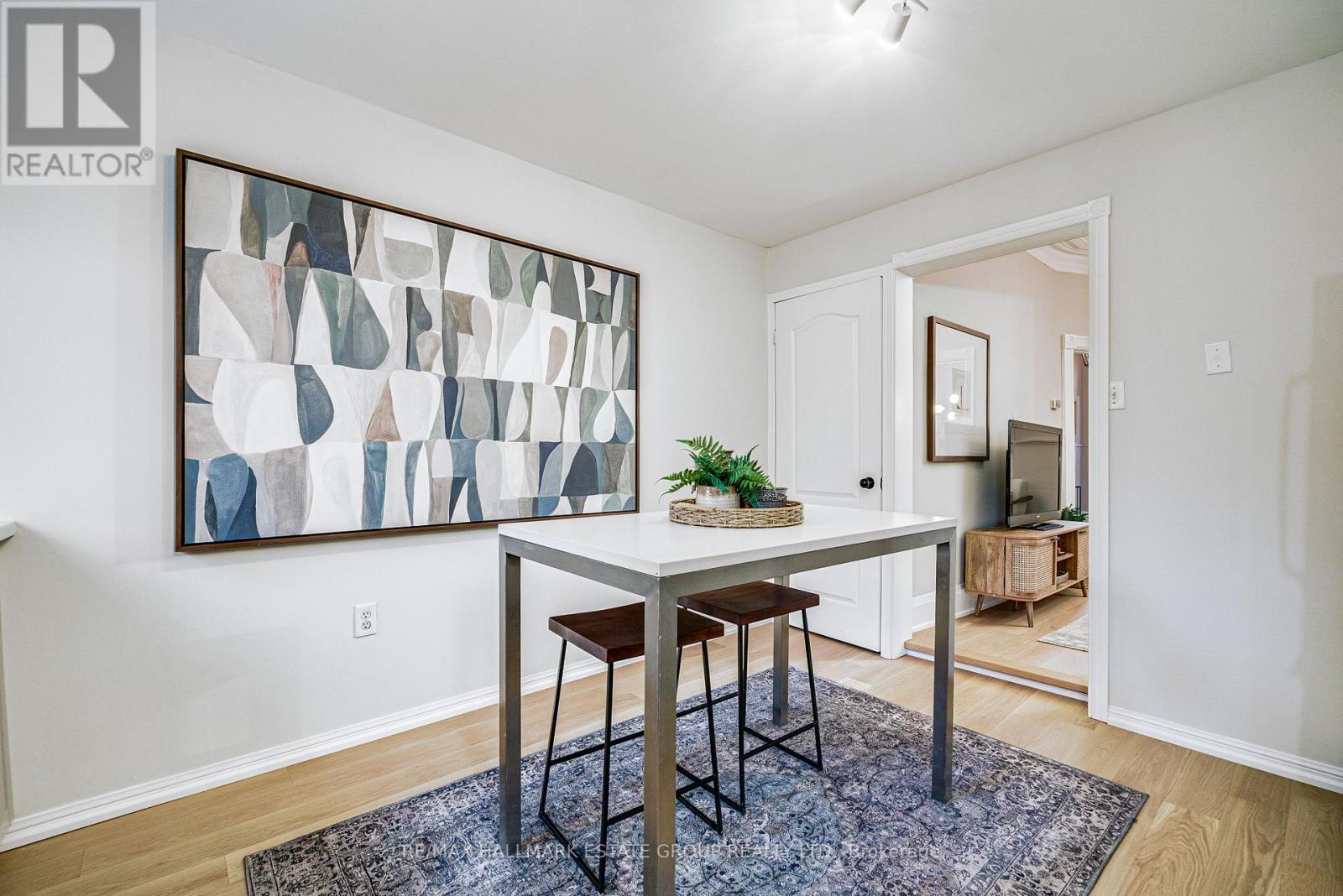 14 Austin Avenue, Toronto, Ontario  M4M 1V6 - Photo 15 - E13148508