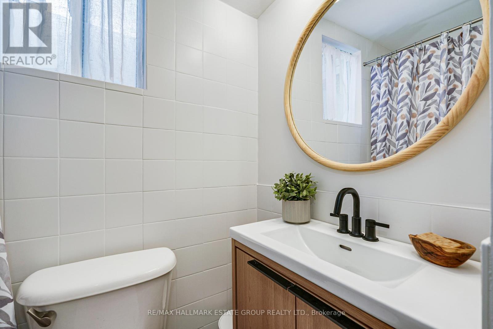14 Austin Avenue, Toronto, Ontario  M4M 1V6 - Photo 27 - E13148508