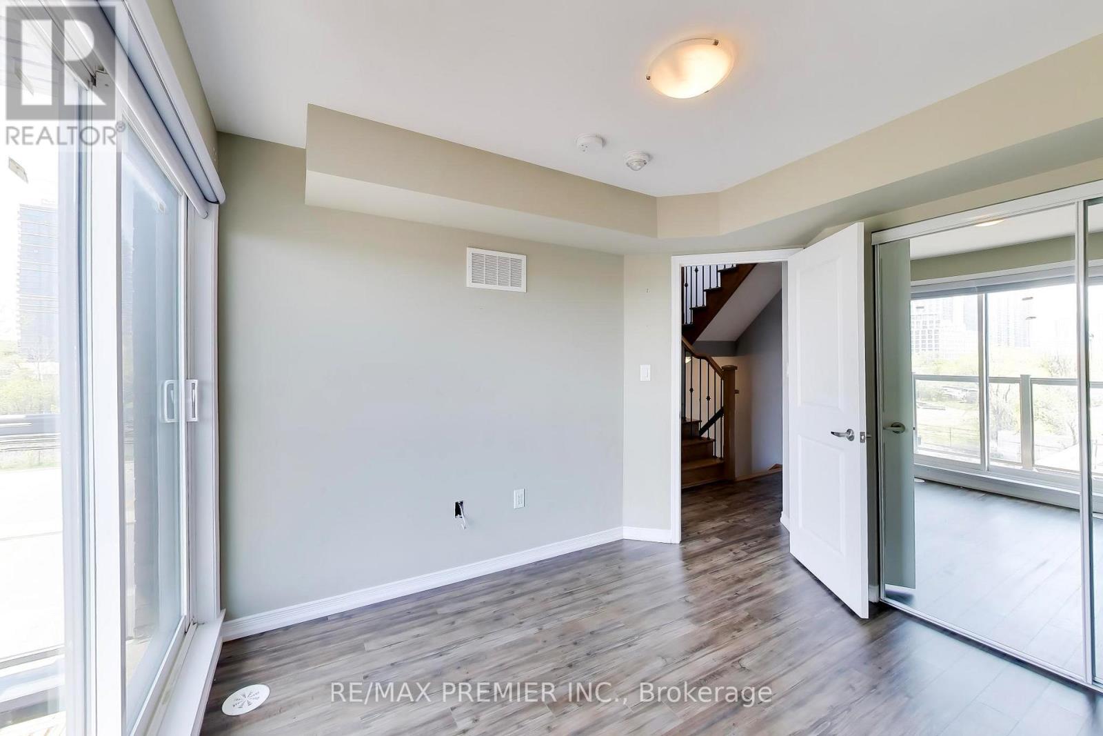 141 - 34 Fieldway Road, Toronto, Ontario  M8Z 3L2 - Photo 17 - W12906424