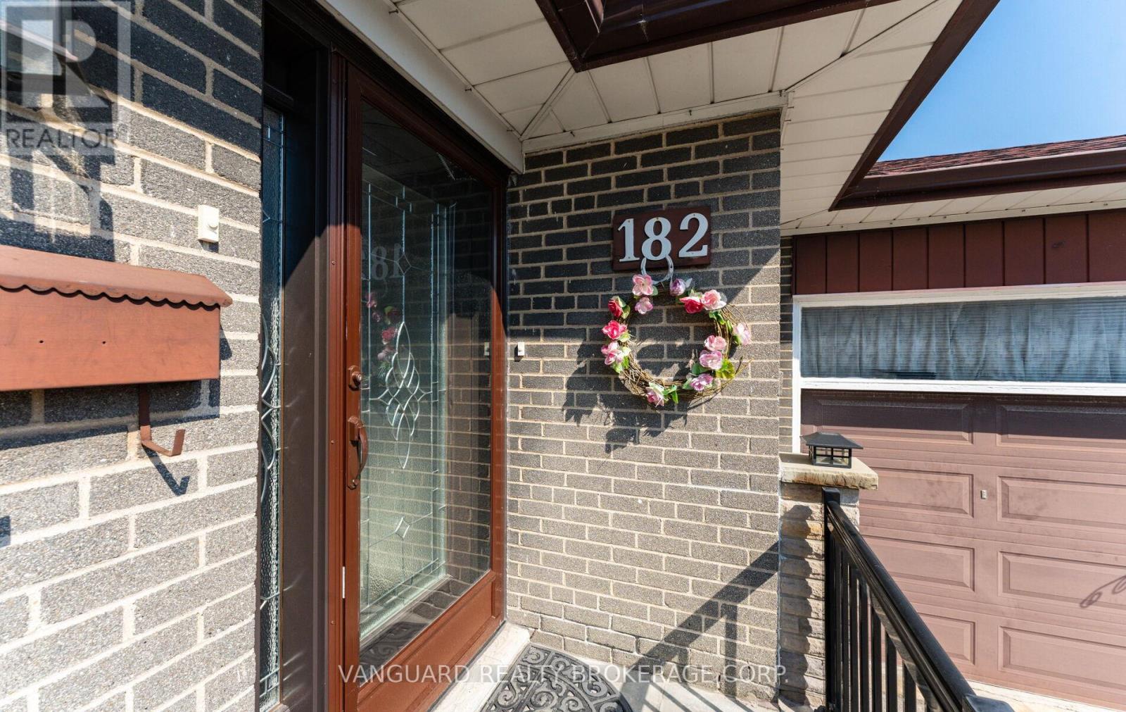 182 Dixon Road, Toronto, Ontario  M9P 2L8 - Photo 8 - W13144198