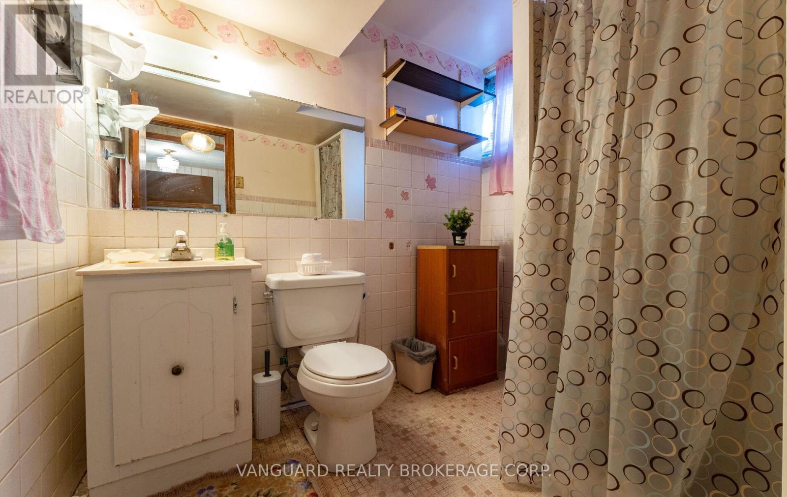 182 Dixon Road, Toronto, Ontario  M9P 2L8 - Photo 39 - W13144198