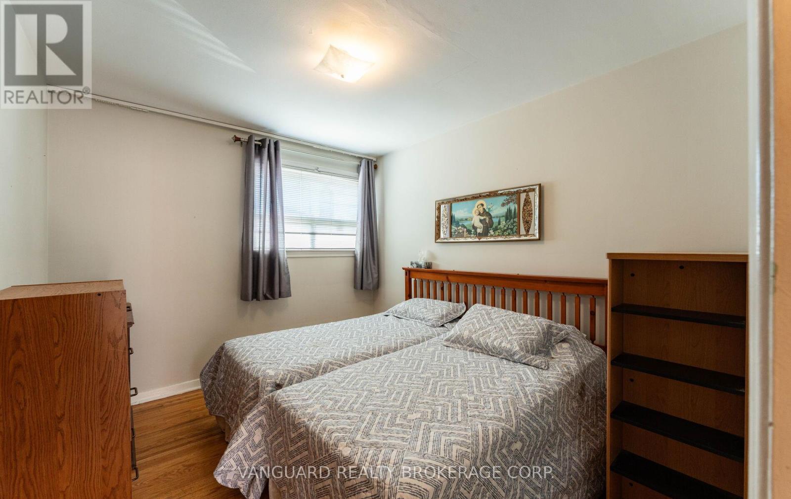 182 Dixon Road, Toronto, Ontario  M9P 2L8 - Photo 19 - W13144198