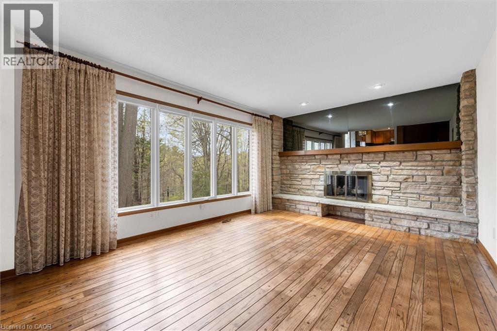 11 Crawford Court, Dundas, Ontario  L9H 6G2 - Photo 17 - 40824939
