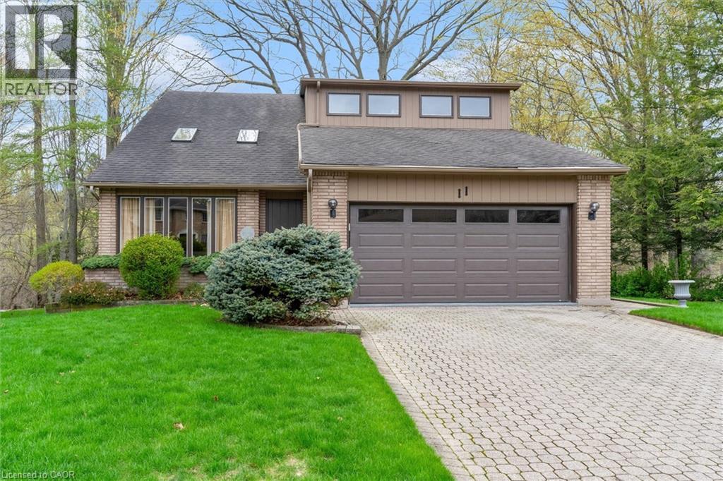 11 Crawford Court, Dundas, Ontario  L9H 6G2 - Photo 2 - 40824939