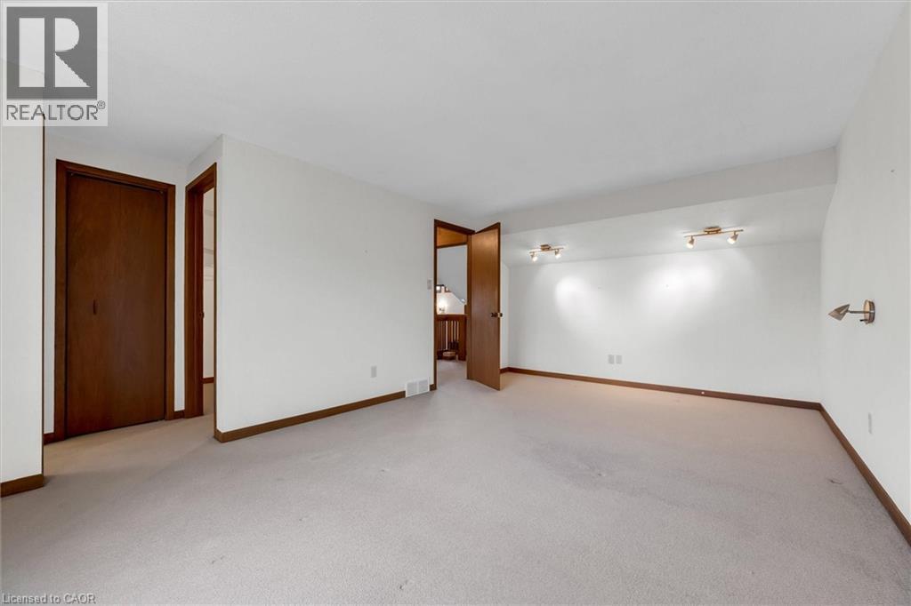 11 Crawford Court, Dundas, Ontario  L9H 6G2 - Photo 31 - 40824939