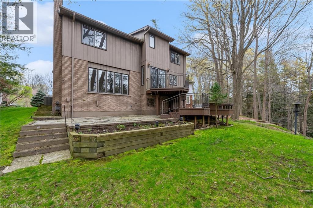11 Crawford Court, Dundas, Ontario  L9H 6G2 - Photo 40 - 40824939