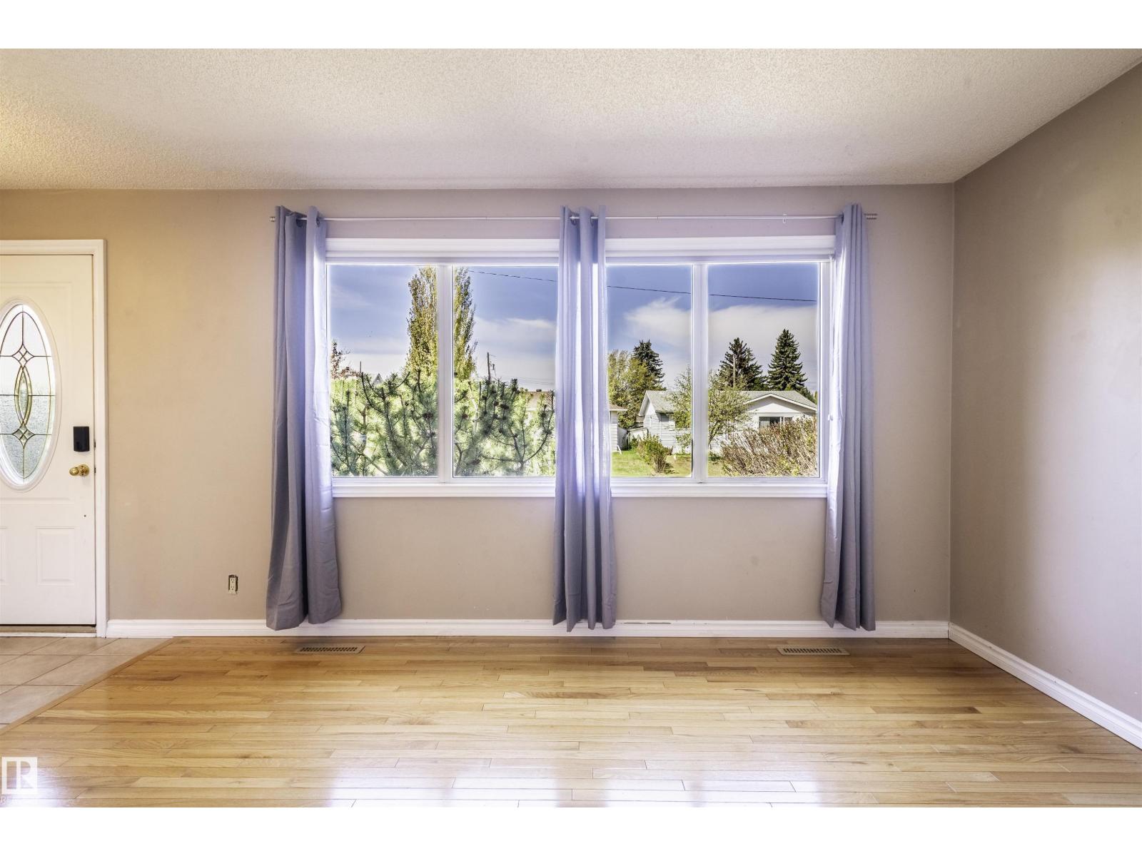 9331 52 St Nw, Edmonton, Alberta  T6B 1G5 - Photo 10 - E4488722