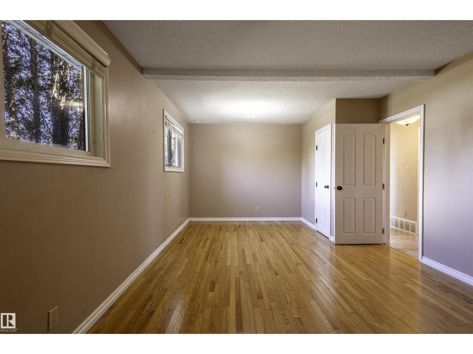 9331 52 St Nw, Edmonton, Alberta  T6B 1G5 - Photo 22 - E4488722