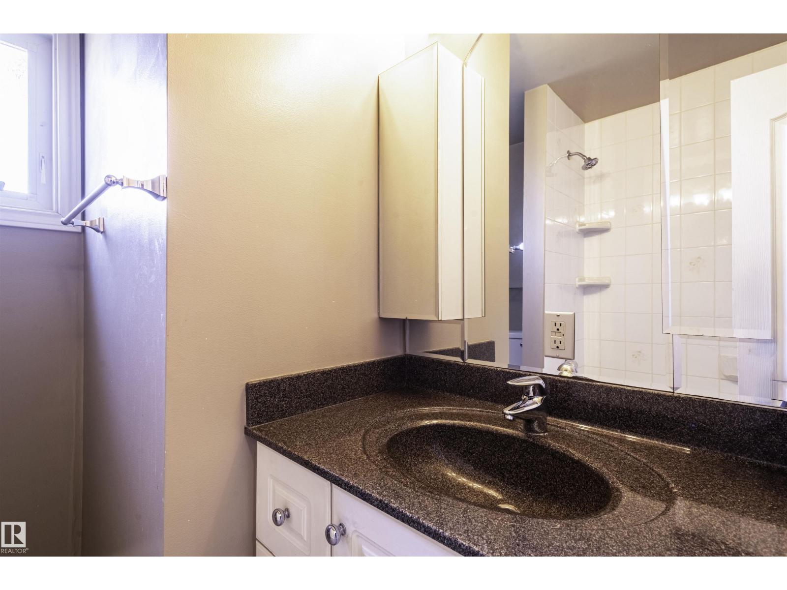 9331 52 St Nw, Edmonton, Alberta  T6B 1G5 - Photo 29 - E4488722