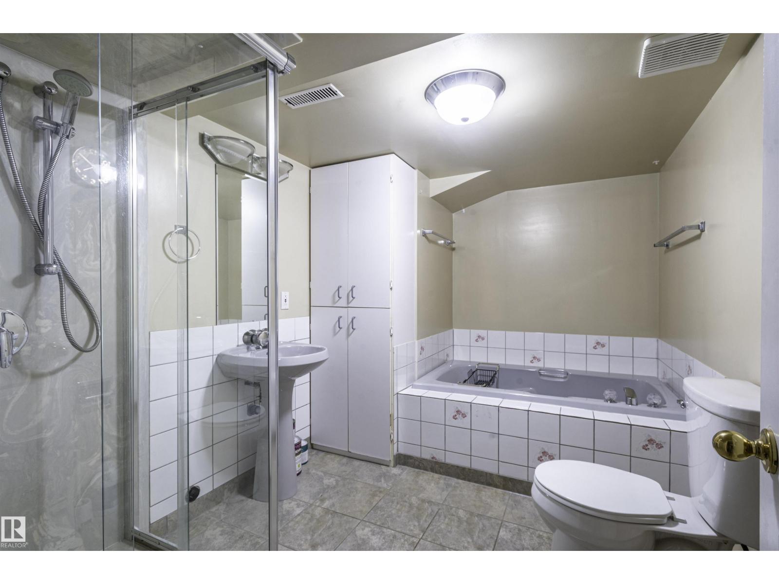 9331 52 St Nw, Edmonton, Alberta  T6B 1G5 - Photo 35 - E4488722