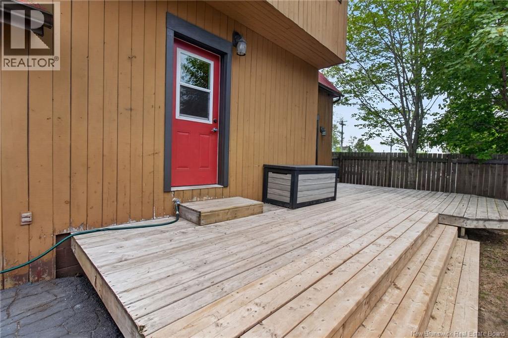 49 Pleasant Street, Moncton, New Brunswick  E1A 2T7 - Photo 50 - NB139885