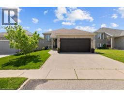 19 BREWSTER Way, Brantford, Ontario