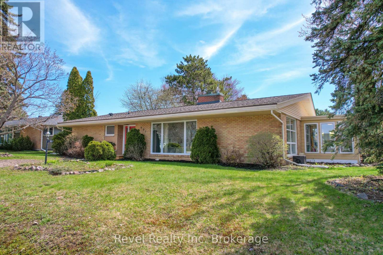 905 Pinewood Road, North Bay, Ontario  P1B 4P2 - Photo 4 - X13142126