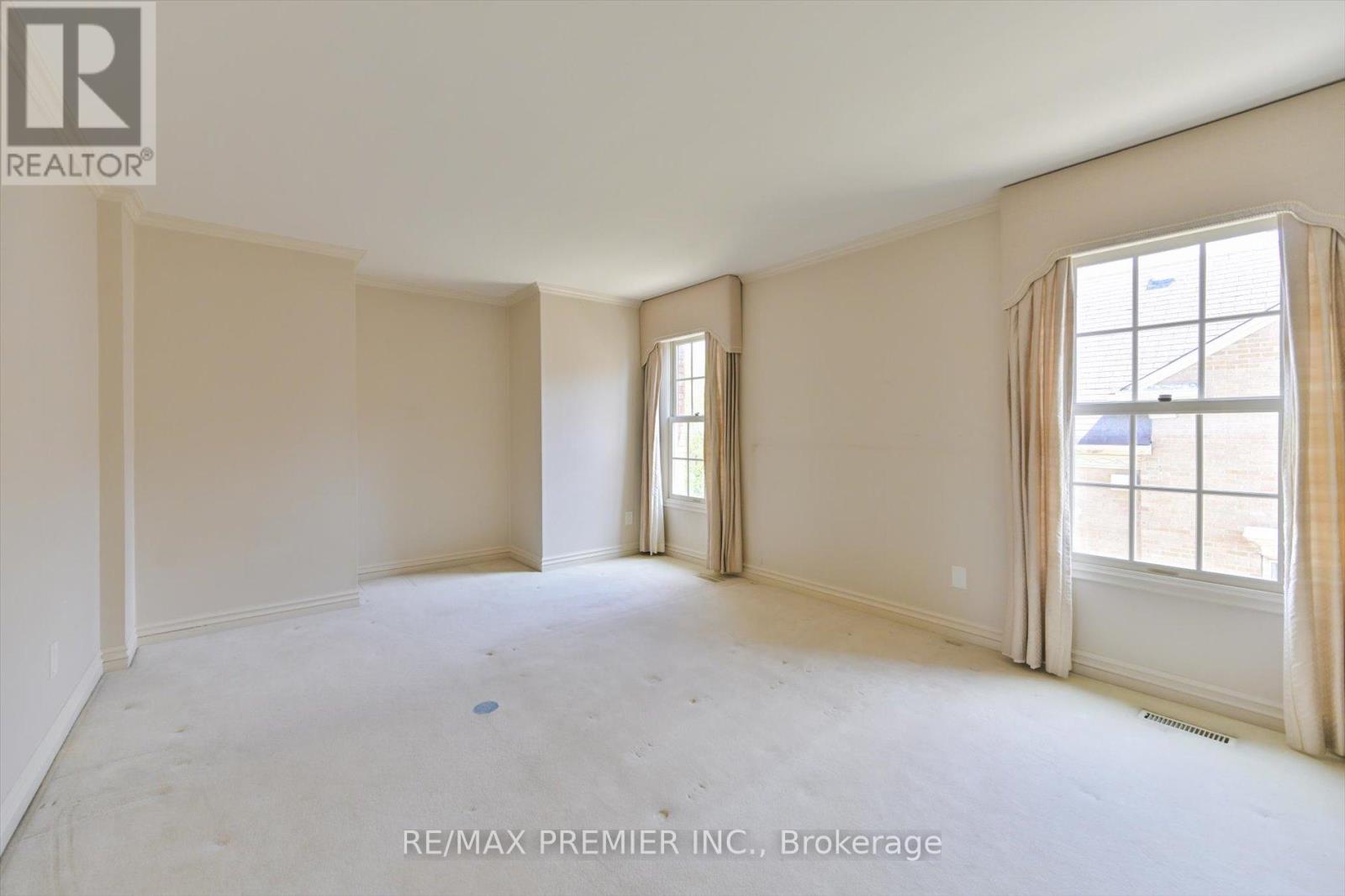 25 Highgrove Crescent, Richmond Hill, Ontario  L4C 7W9 - Photo 18 - N13148166