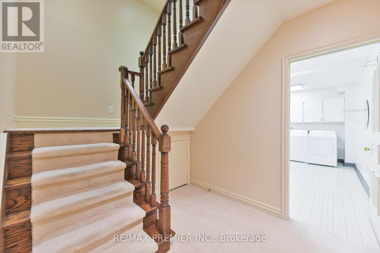 25 Highgrove Crescent, Richmond Hill, Ontario  L4C 7W9 - Photo 31 - N13148166