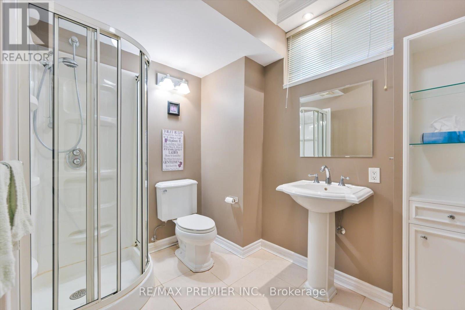 25 Highgrove Crescent, Richmond Hill, Ontario  L4C 7W9 - Photo 34 - N13148166