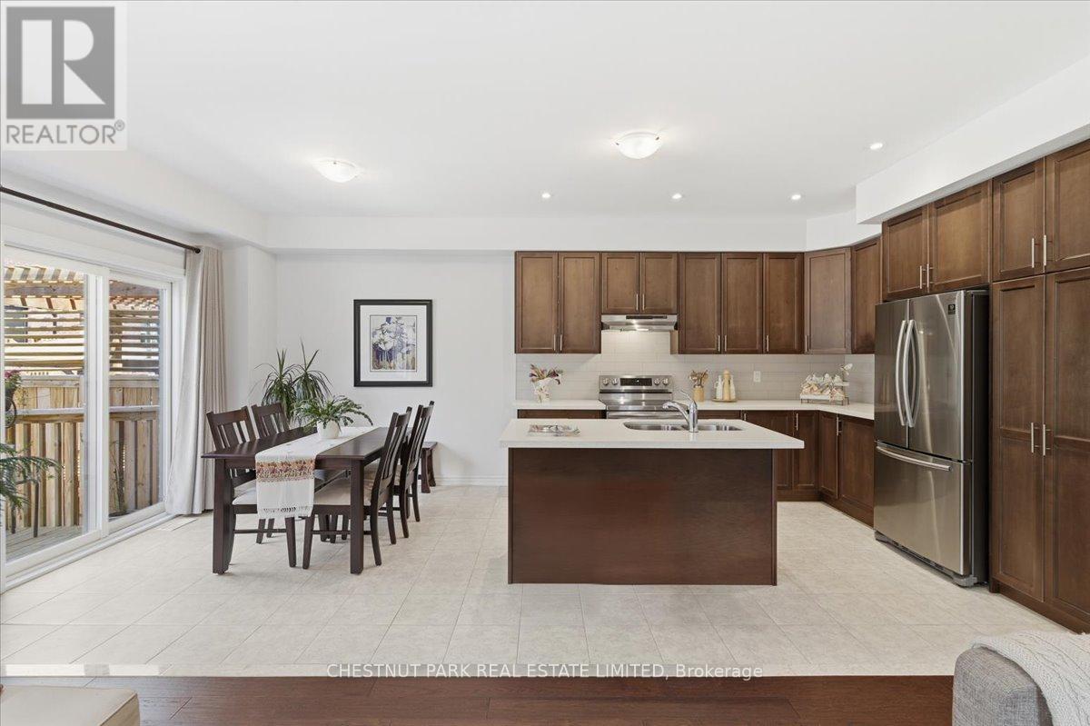 21 Harry Thornton Lane, Uxbridge, Ontario  L9P 0E9 - Photo 7 - N13148298