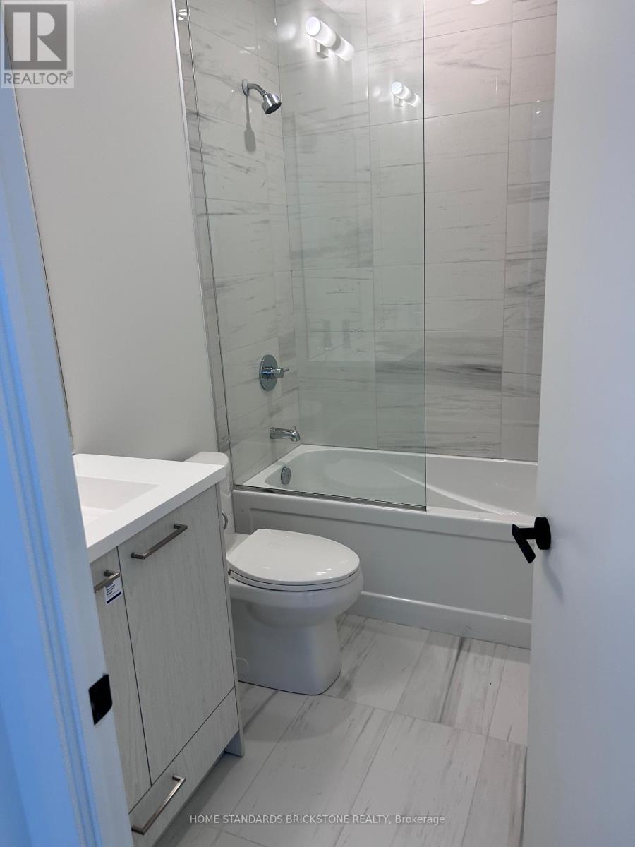 1901 - 28 Interchange Way, Vaughan, Ontario  L4K 0P8 - Photo 8 - N13148382