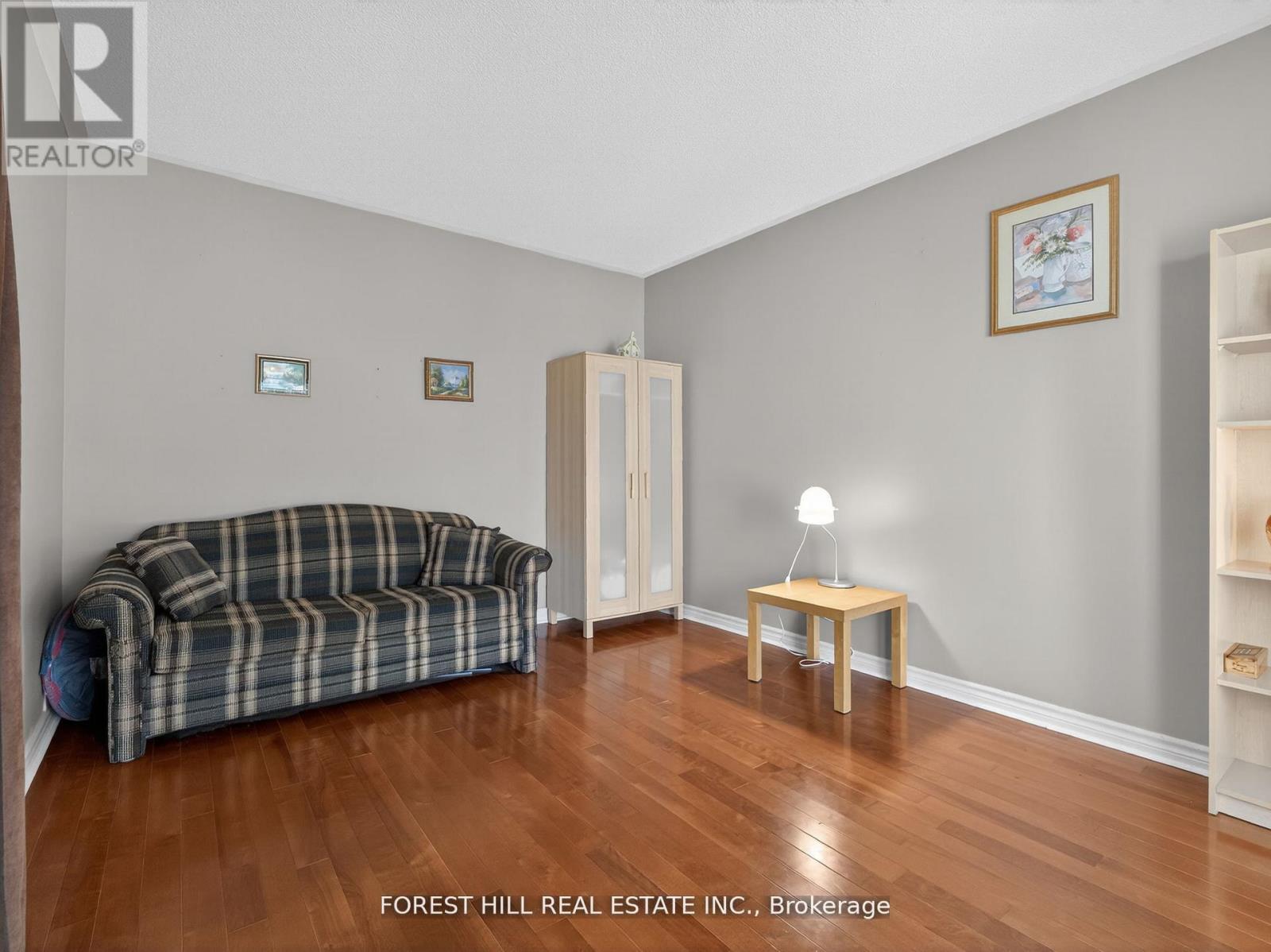 43 Rockwood Crescent, Vaughan, Ontario  L4J 7T2 - Photo 6 - N13148428