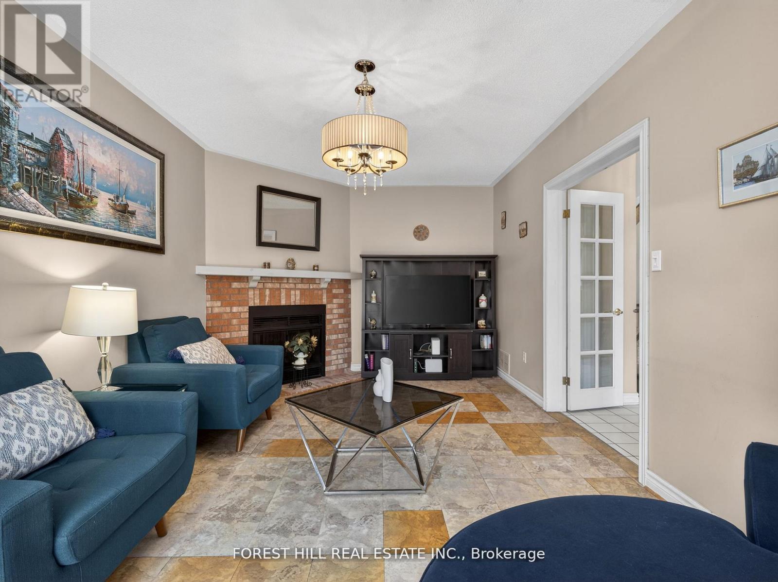 43 Rockwood Crescent, Vaughan, Ontario  L4J 7T2 - Photo 8 - N13148428