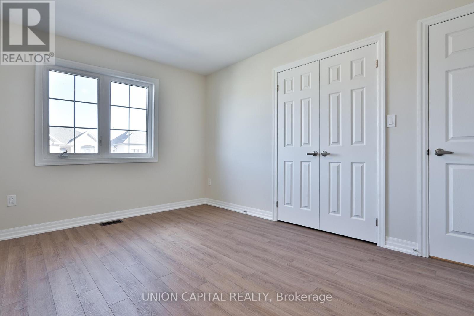 47 Donald Ingram Crescent, Georgina, Ontario  L4P 0S3 - Photo 27 - N13148440