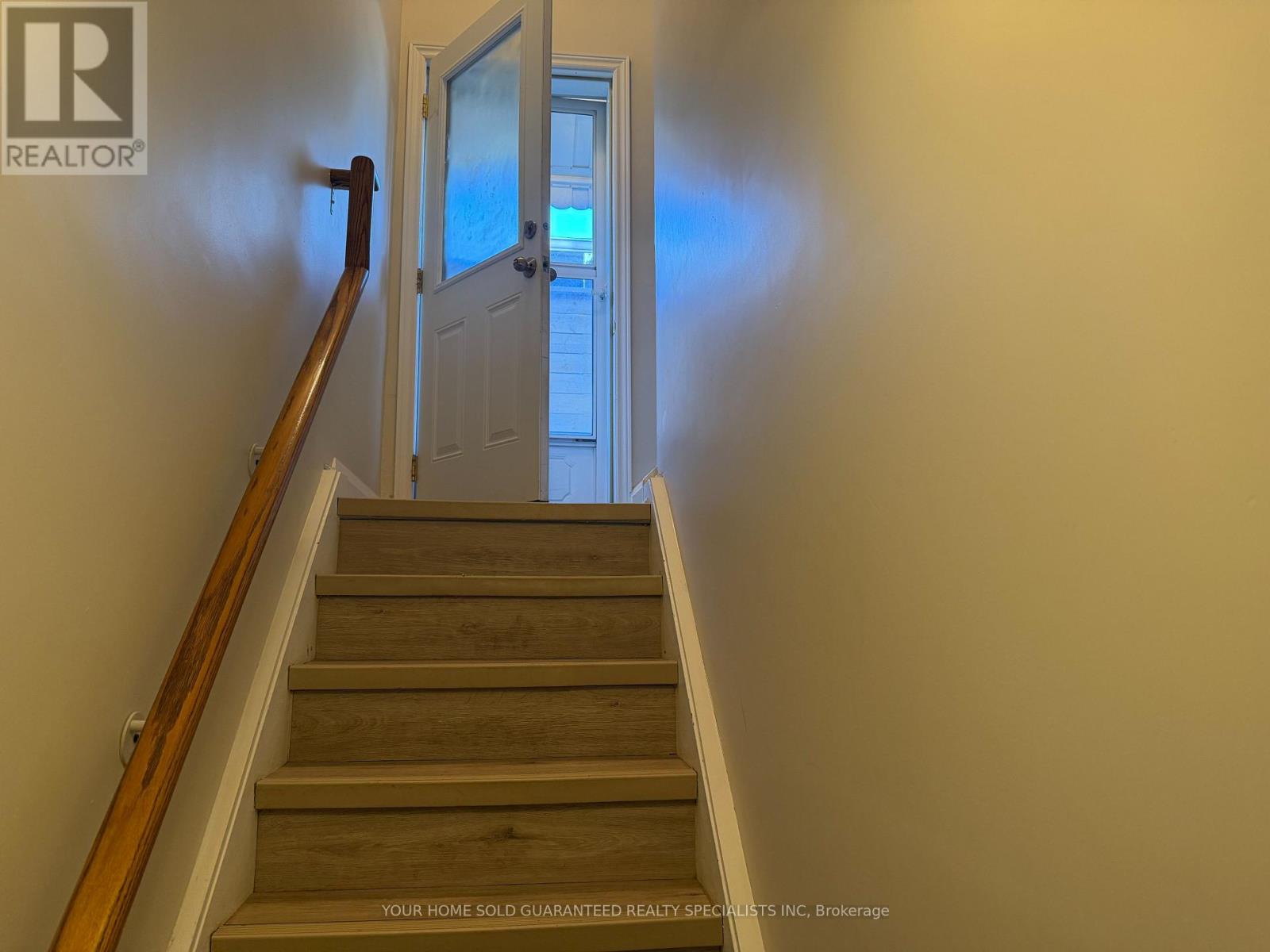 15b Aurora Heights Drive, Aurora, Ontario  L4G 2W3 - Photo 2 - N13148450