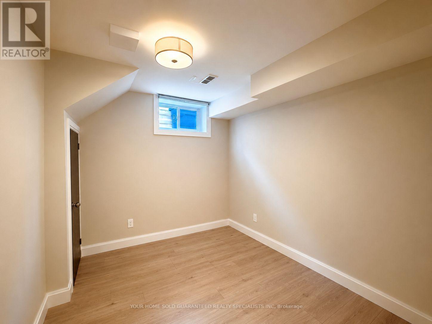 15b Aurora Heights Drive, Aurora, Ontario  L4G 2W3 - Photo 6 - N13148450