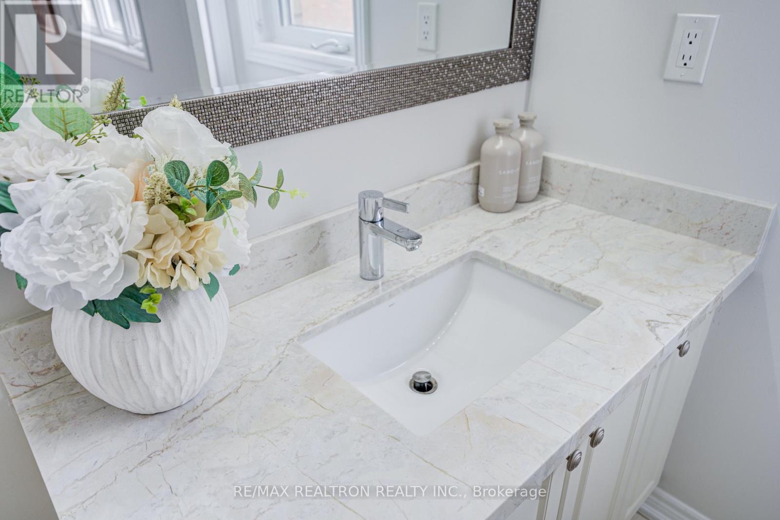 44 Luisa Street, Bradford West Gwillimbury, Ontario  L3Z 0P2 - Photo 32 - N13148462